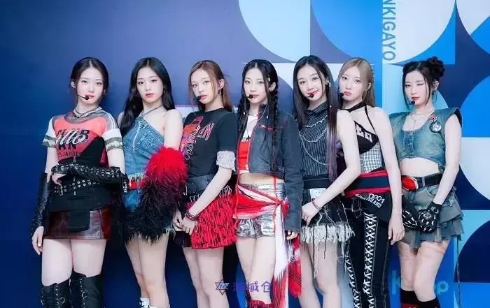 BABYMONSTER出道后首次签名会引发全球粉丝热烈追捧!”直接感受到大家的爱意” BABYMONSTER出道后首次签名会引发全球粉丝热烈追捧!”直接感受到大家的爱意”