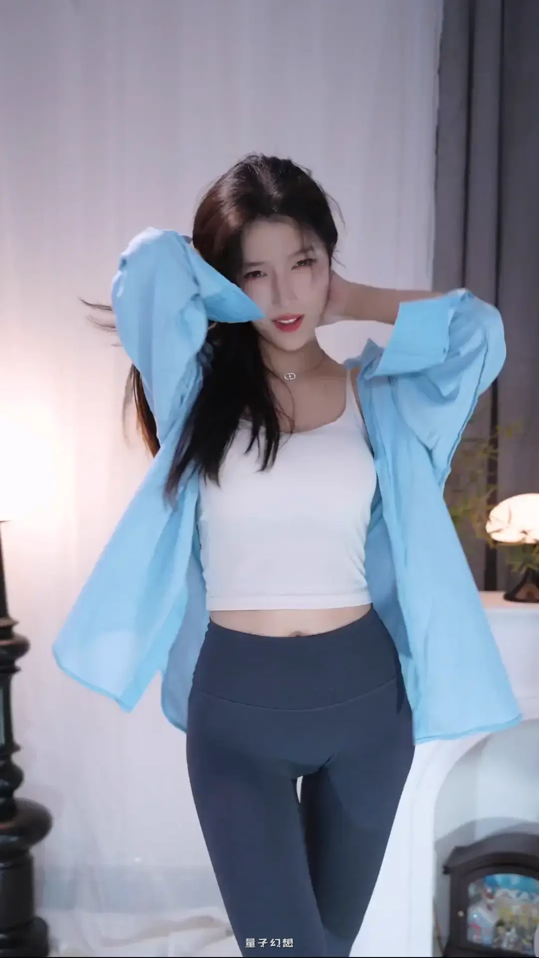 抖音萌七啊丶2025年 热舞视频合集[33V/7.02G]