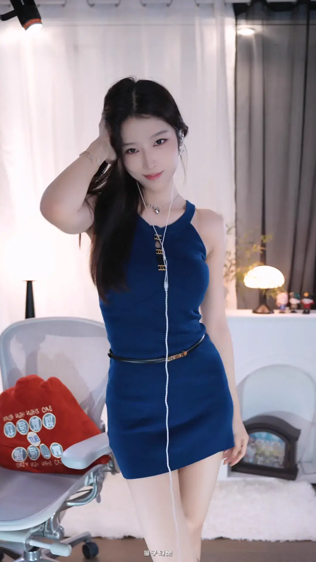 抖音萌七啊丶2025年 热舞视频合集[33V/7.02G]