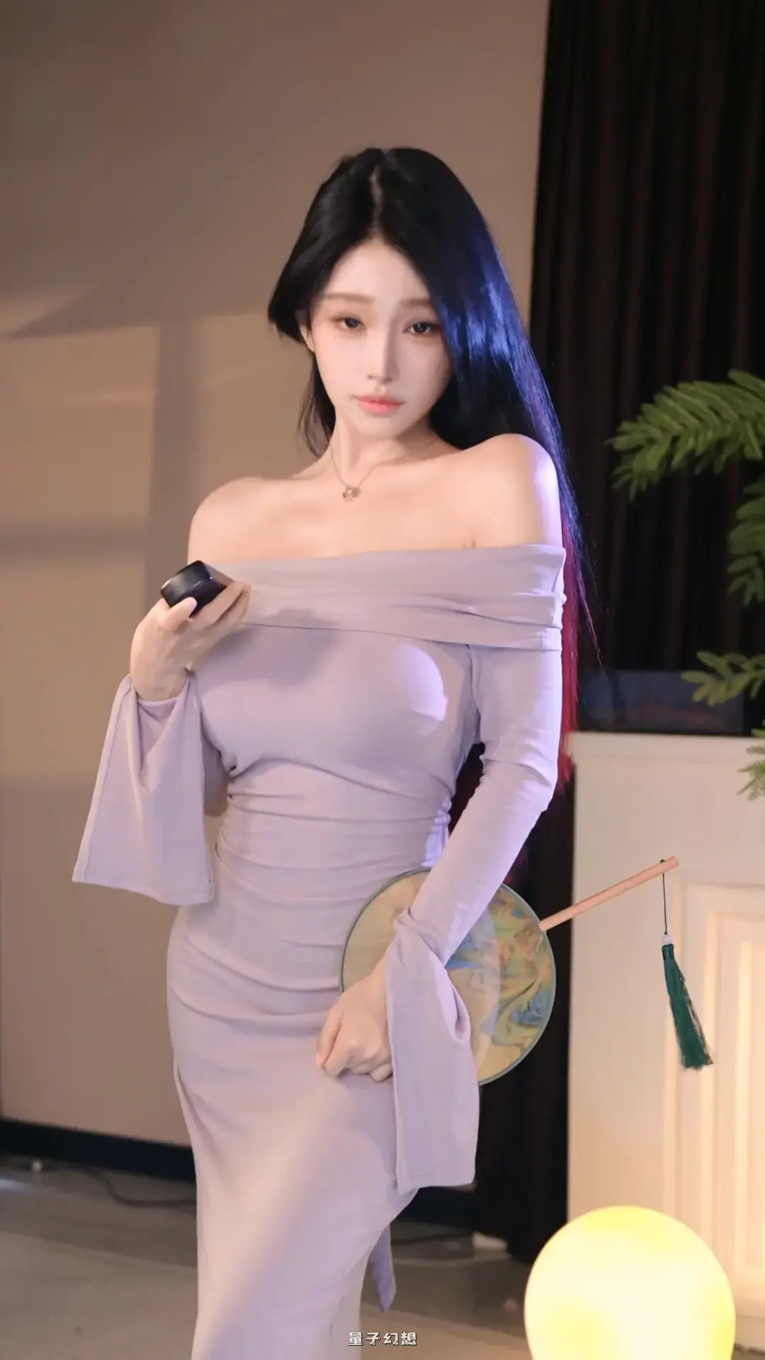 抖音vivi小小酥 2025年 热舞视频合集[56V/18.4G]