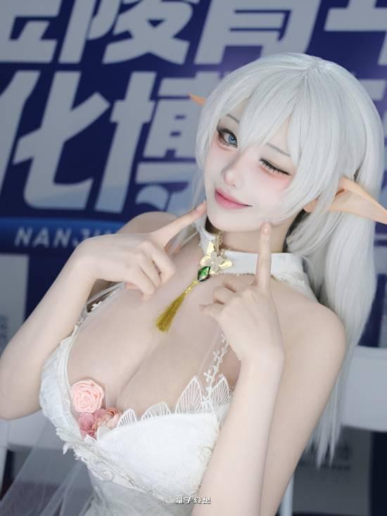 韩援Coser Yasal新图！顶级大雷香香软软 娇艳欲滴